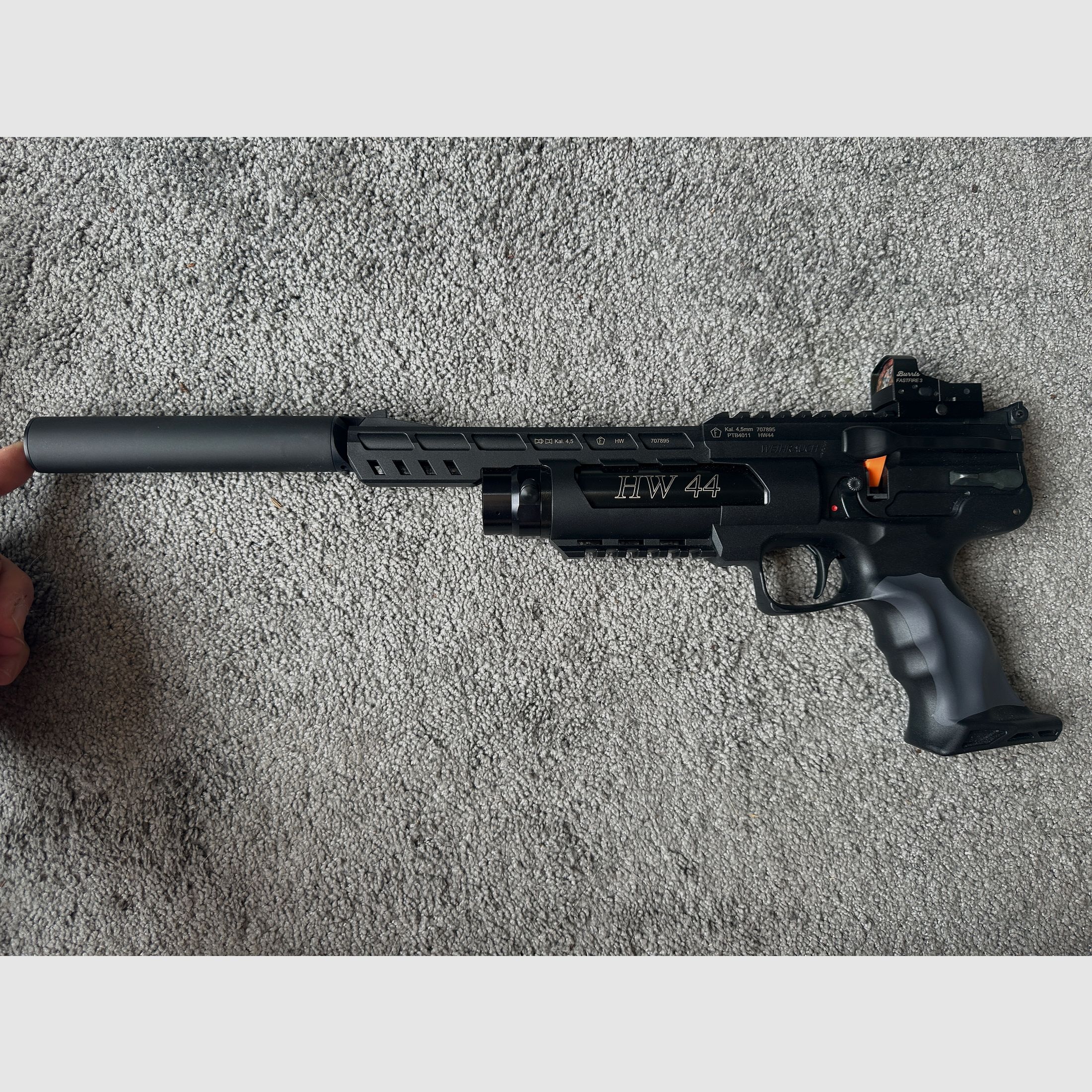 Weihrauch HW 44 incl Zubehör. Neuwertig wegen umstieg auf Match