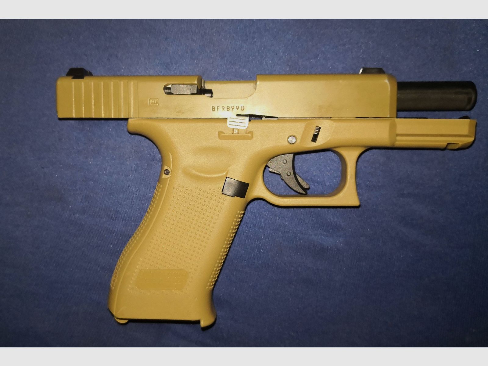 Glock 19X Airsoft with metal slide GBB 6mm BB Coyote Tan softair gas version with 2 magazines