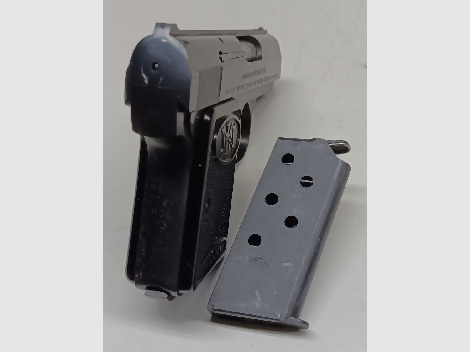 FN - Fabrique Nationale D`Armes De Guerre - Herstal - Belgique Mod. Baby