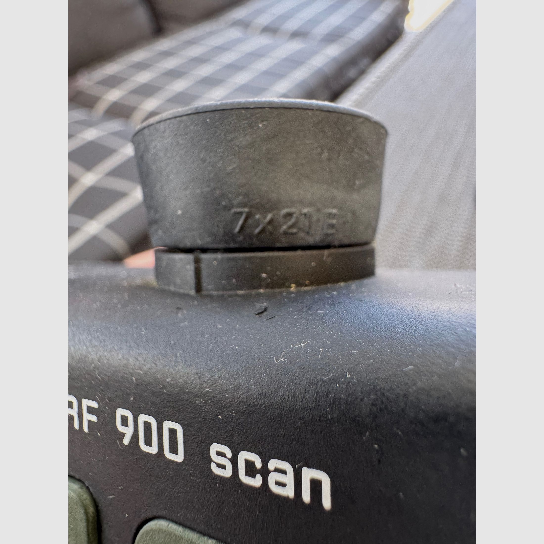 Leica Rangemaster LRF 900  scan - neuwertig 