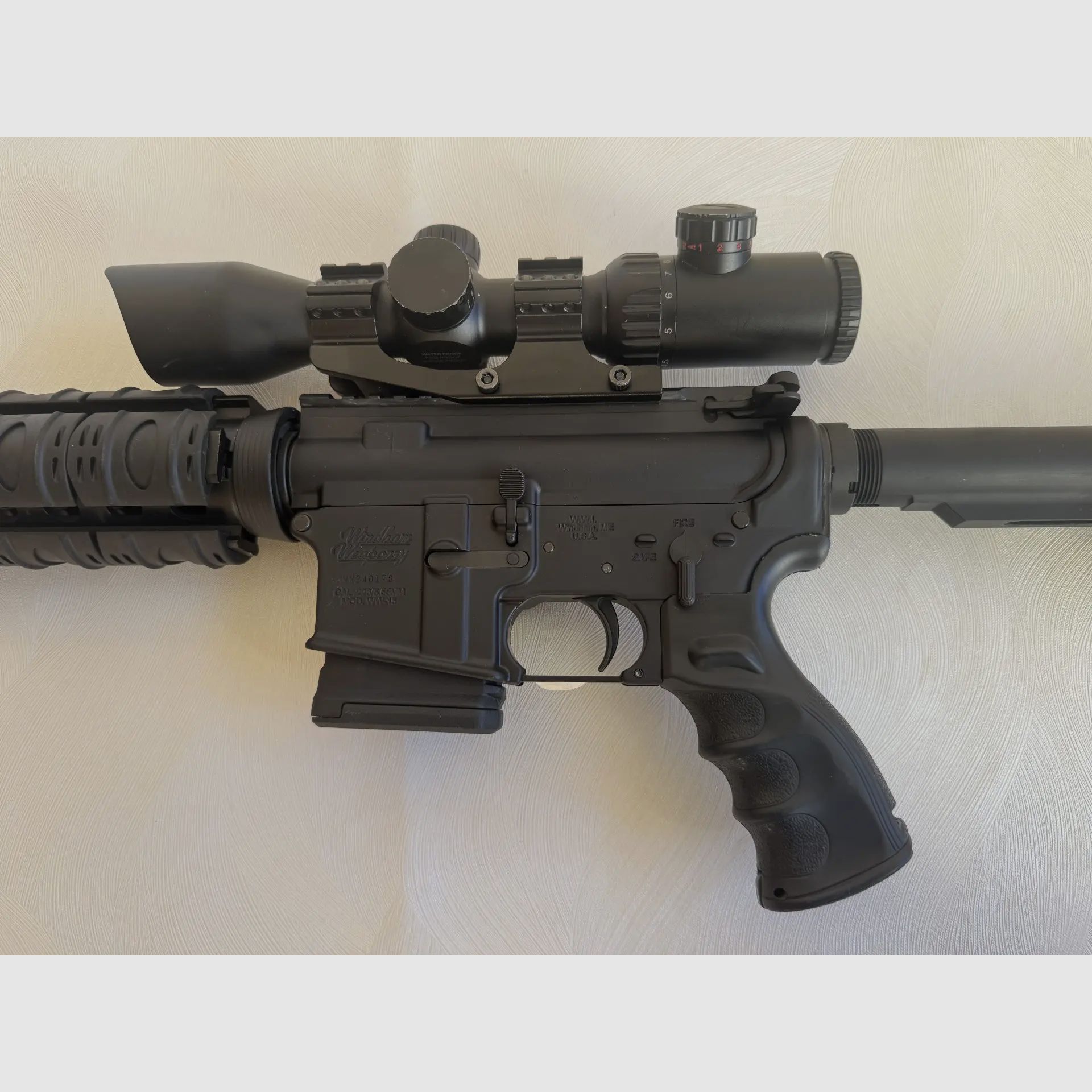 Windham Weaponry Selbstladebüchse Kal. .223 Rem. mit Zielfernrohr Fire Wolf 4,5–14×42 SF