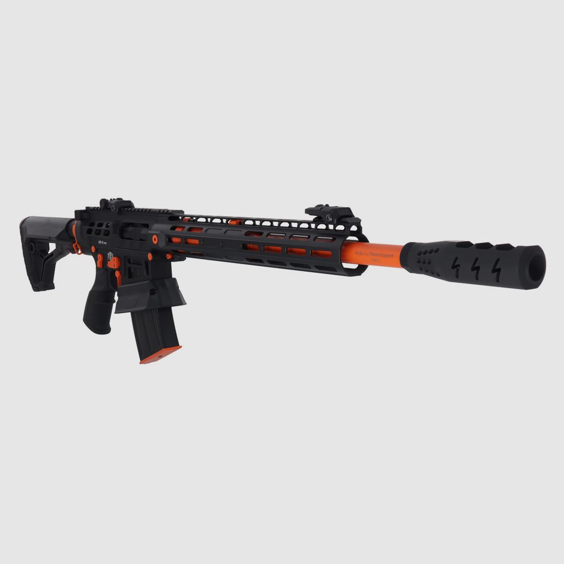 Huglu XR-8 Pro negro / naranja