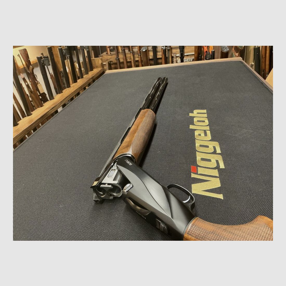 Benelli 828 U 12/76