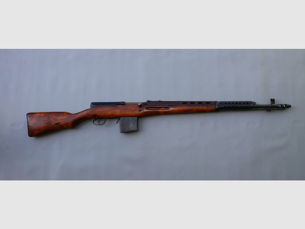 Tokarev SVT-40