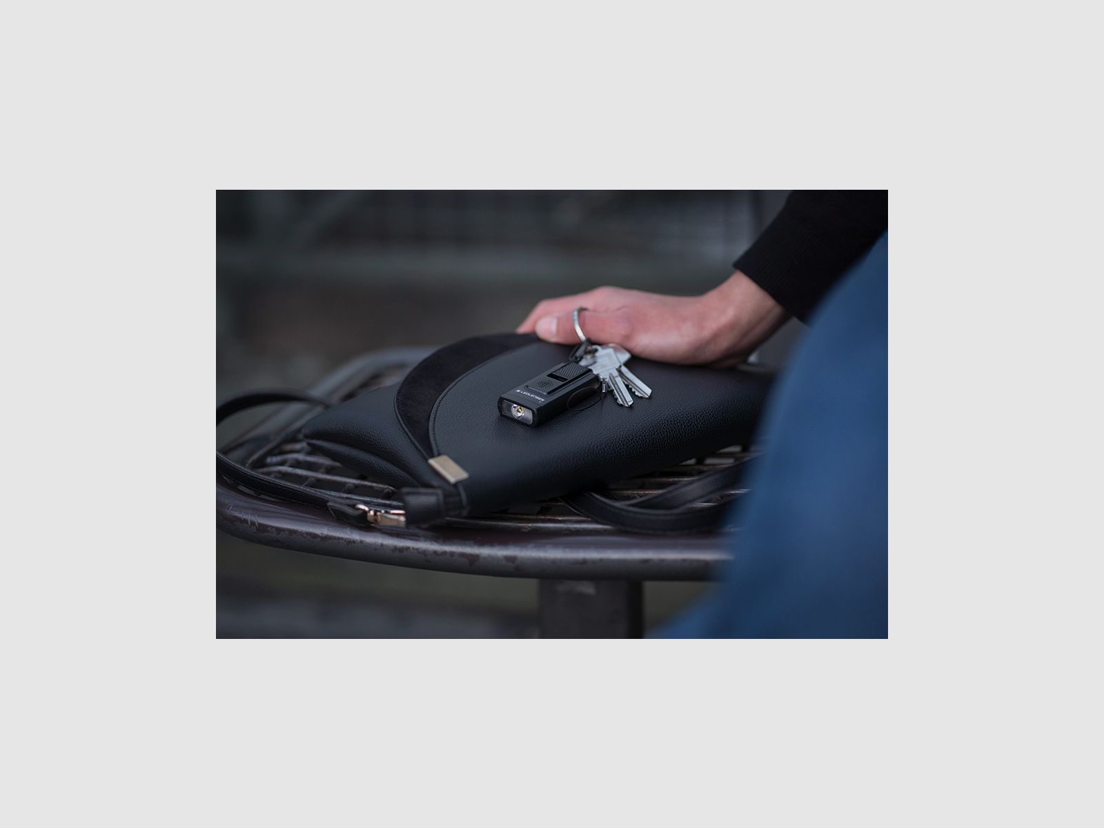 LEDLENSER Schlüsselanhänger K6R Safety Grau