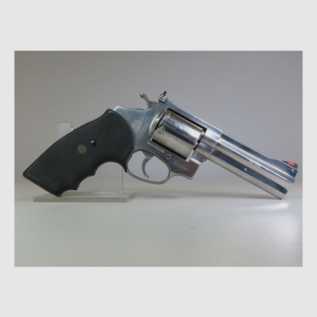 Rossi 711