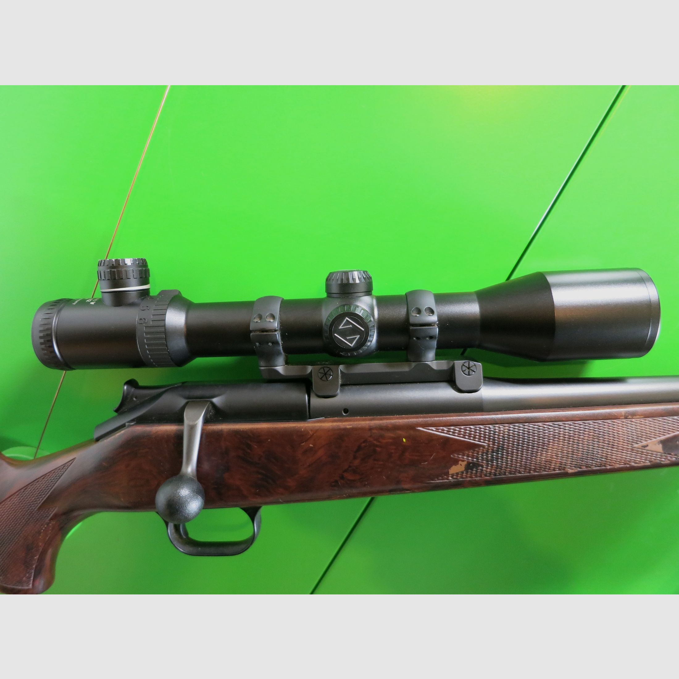 Blaser R3; 9,3x62, con ZEISS Varipoint V