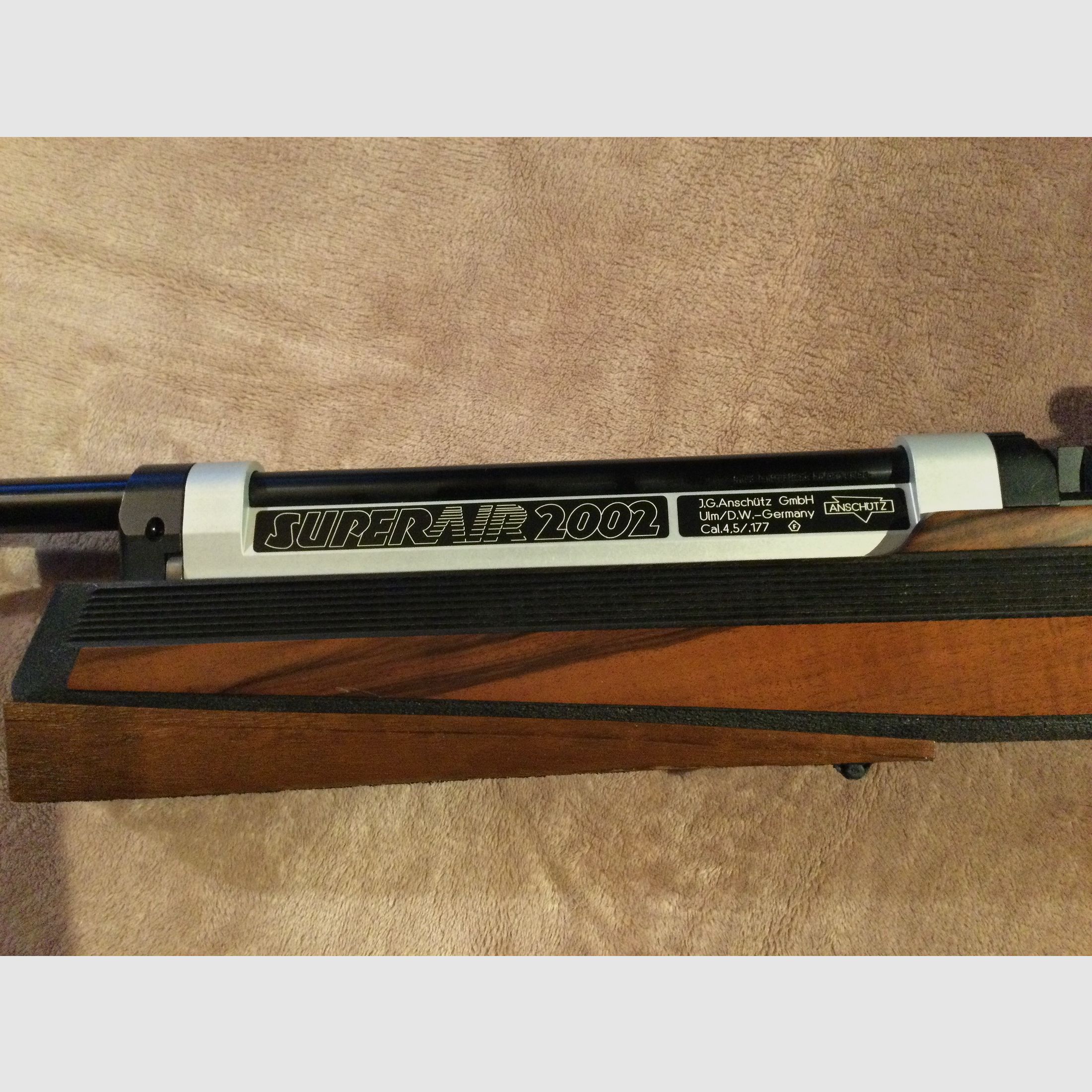 Anschütz Super Air 2002; Match-Luftgewehr Auflage rechts; Nussbaumschaft; Top Zustand