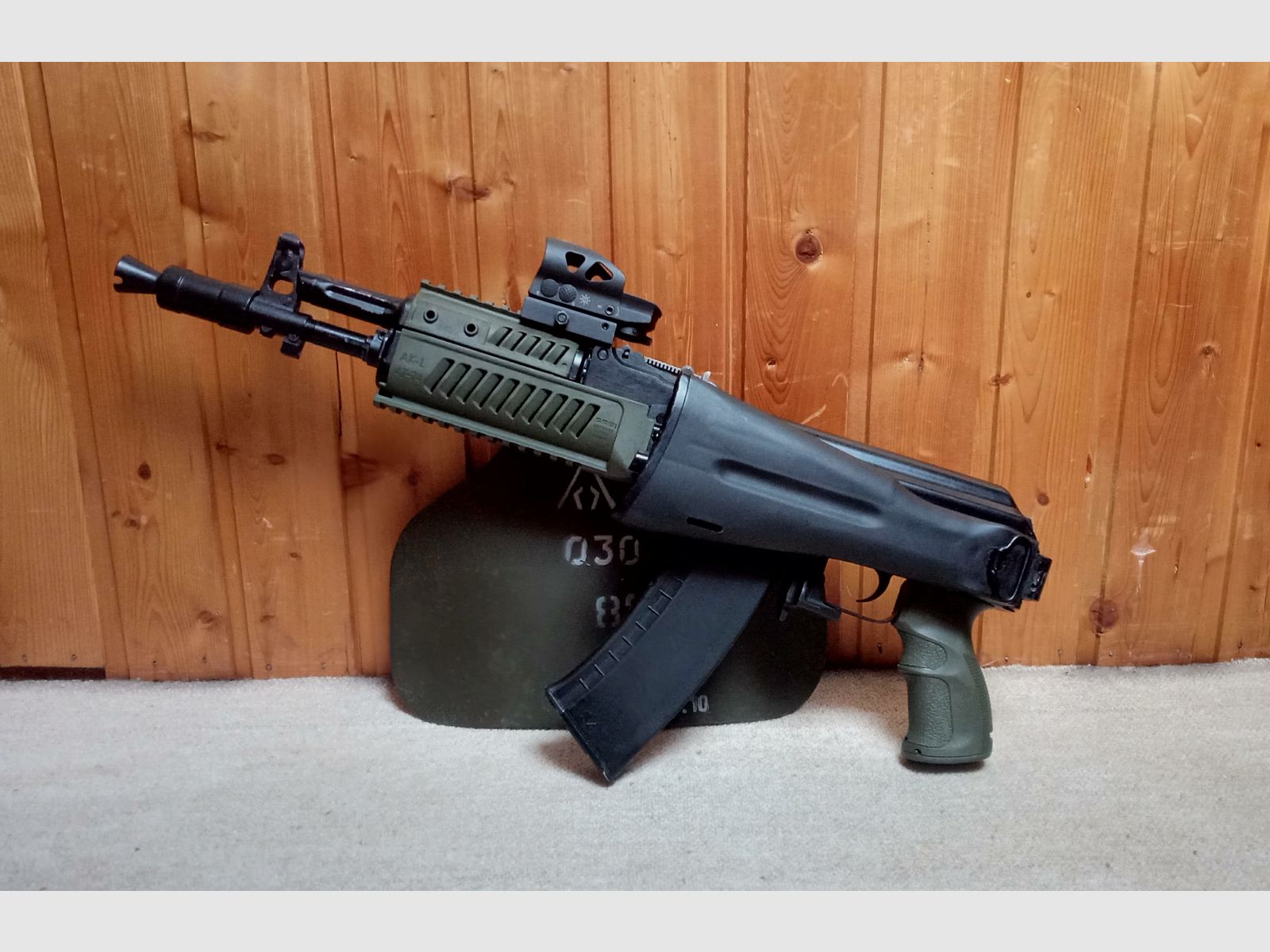 FAB Defense handguard and pistol grip OD green for AK74 / AKM / AK-100