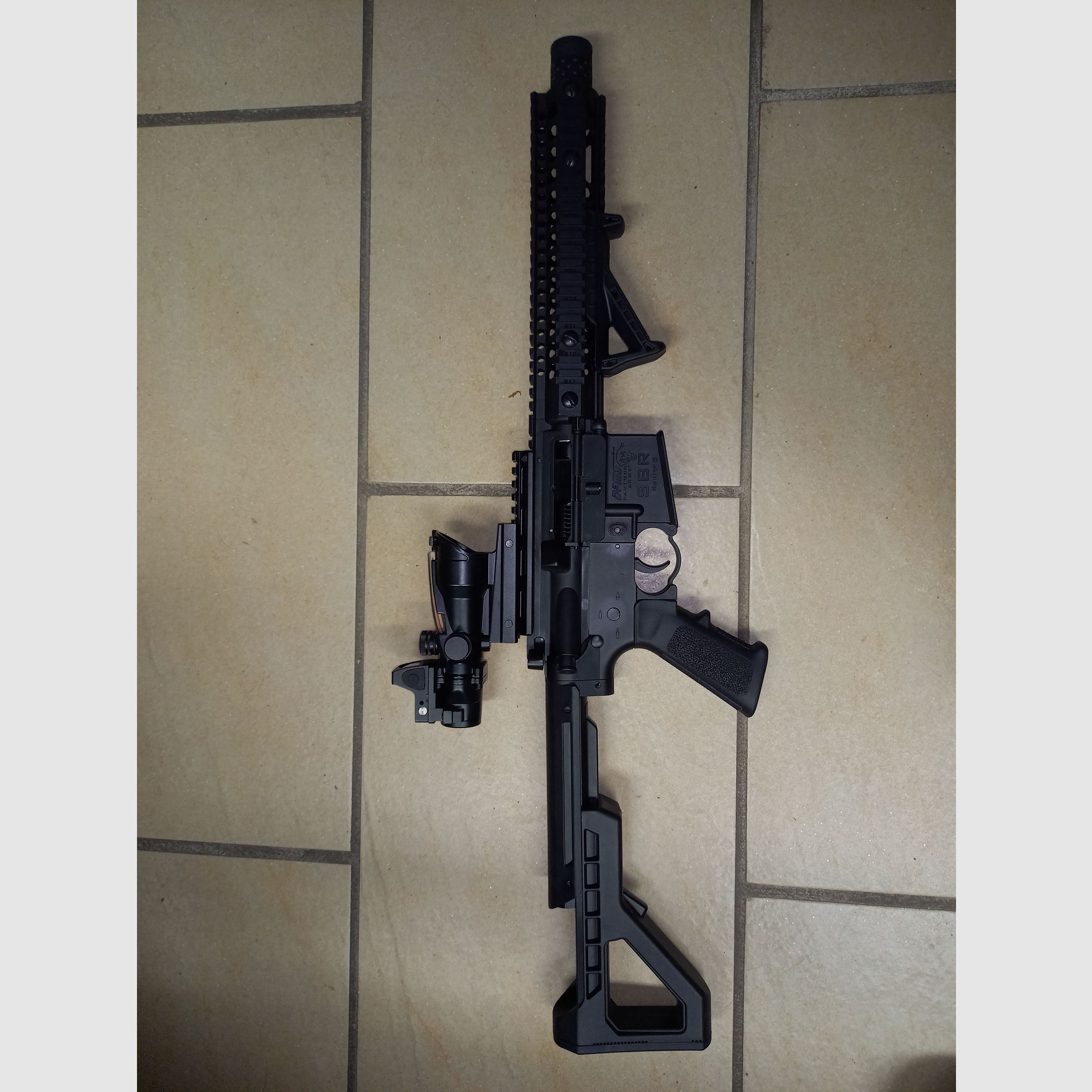 Crosman SBR - 4,5 mm staal BB Co2-geweer