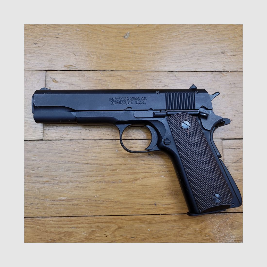Schöner Browning 1911 Black Label Pistol – kompakte Replik des legendären 1911 – Kaliber 22lr – 10 Schuss – Funktion identisch mit dem 1911 – TBE+++, Bild 15 von 20