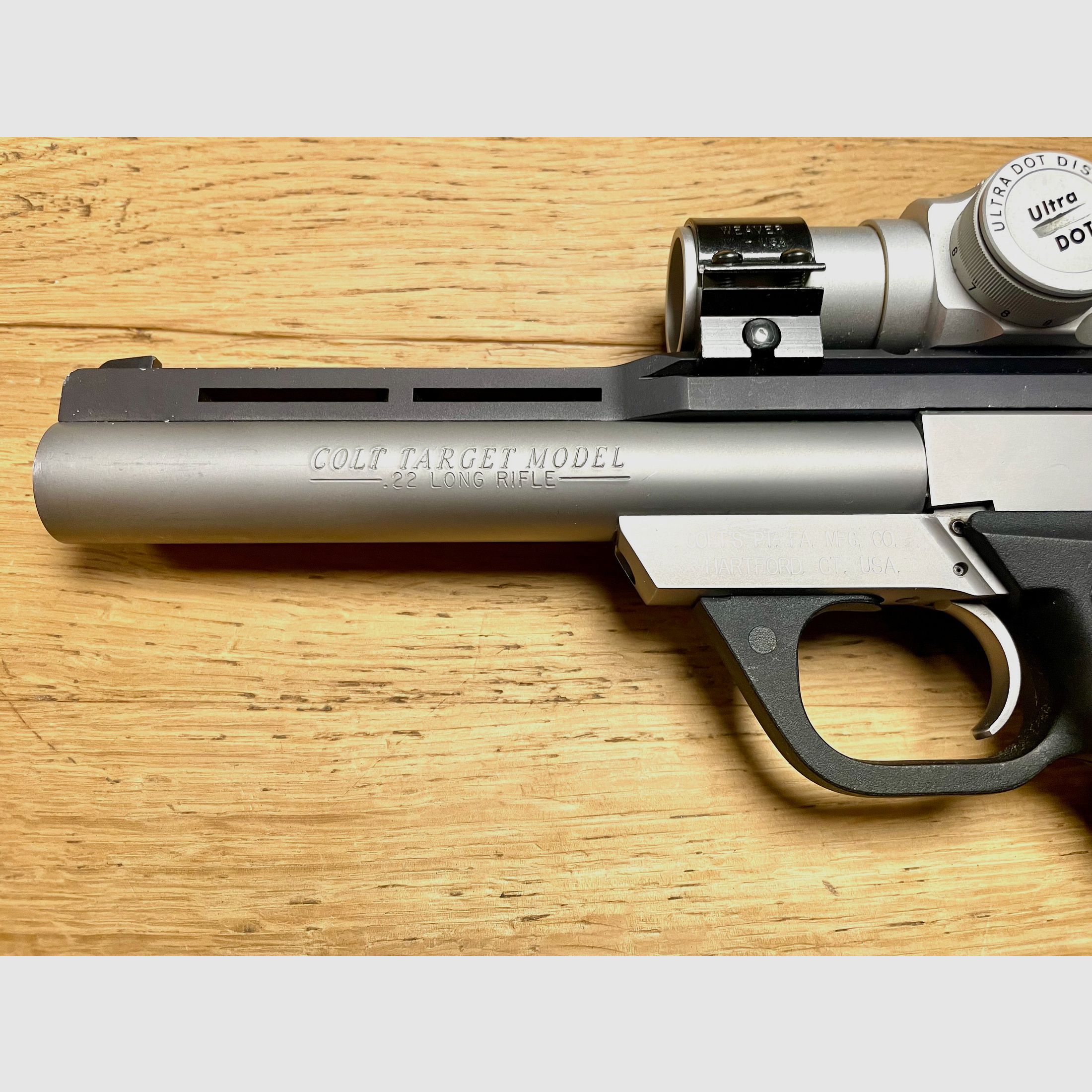 Colt Target pistol model .22lr bull barrel with Red Dot Ultra Dot Dist