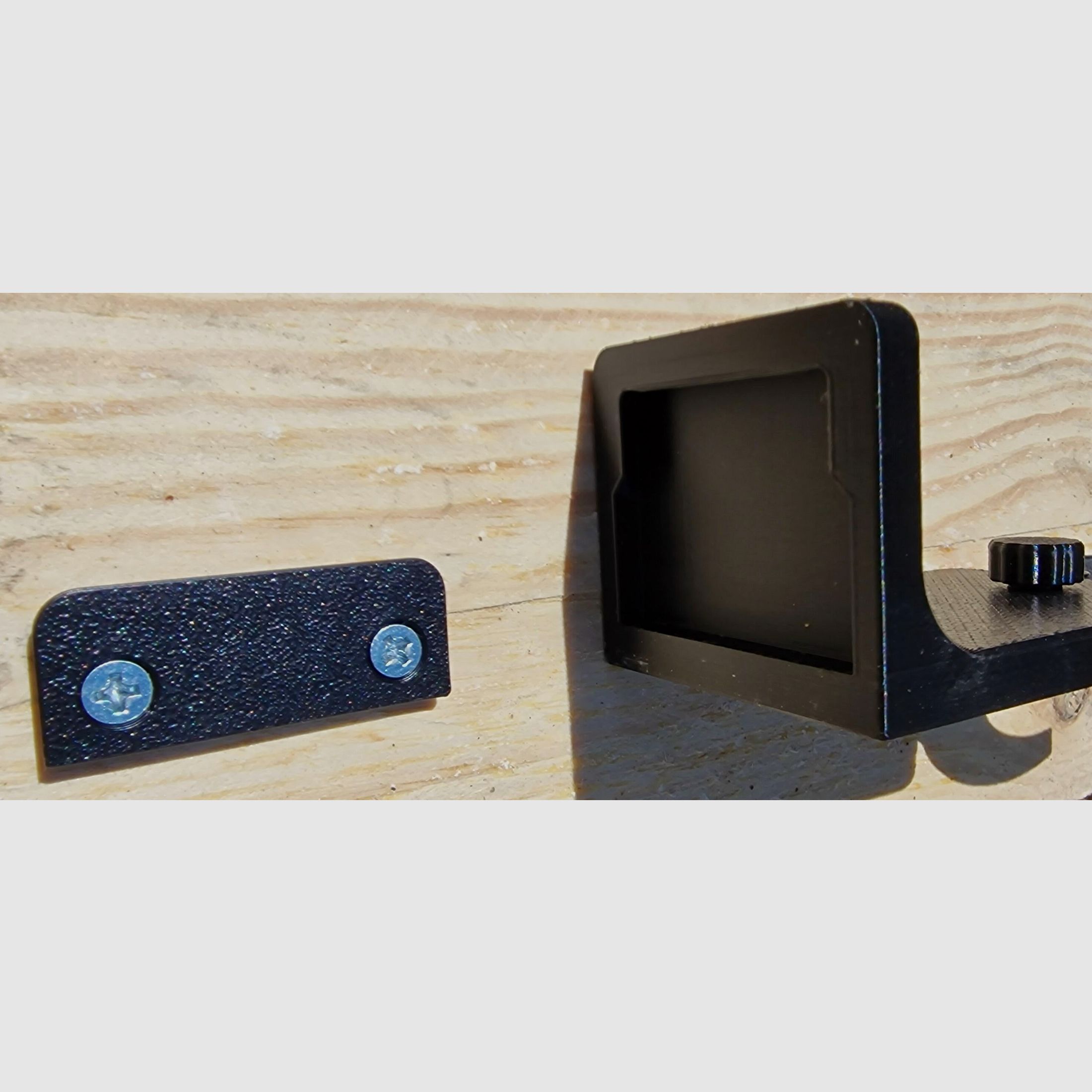 anschraubbarer Waffenhalter für Langwaffen GUN-i-FLEX Größe M