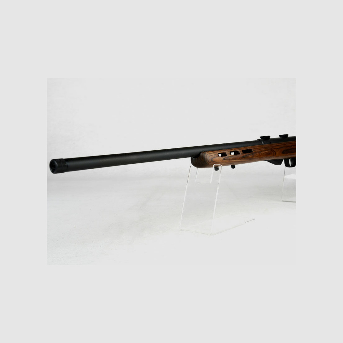 SAVAGE M25 Lightweight Thumbhole