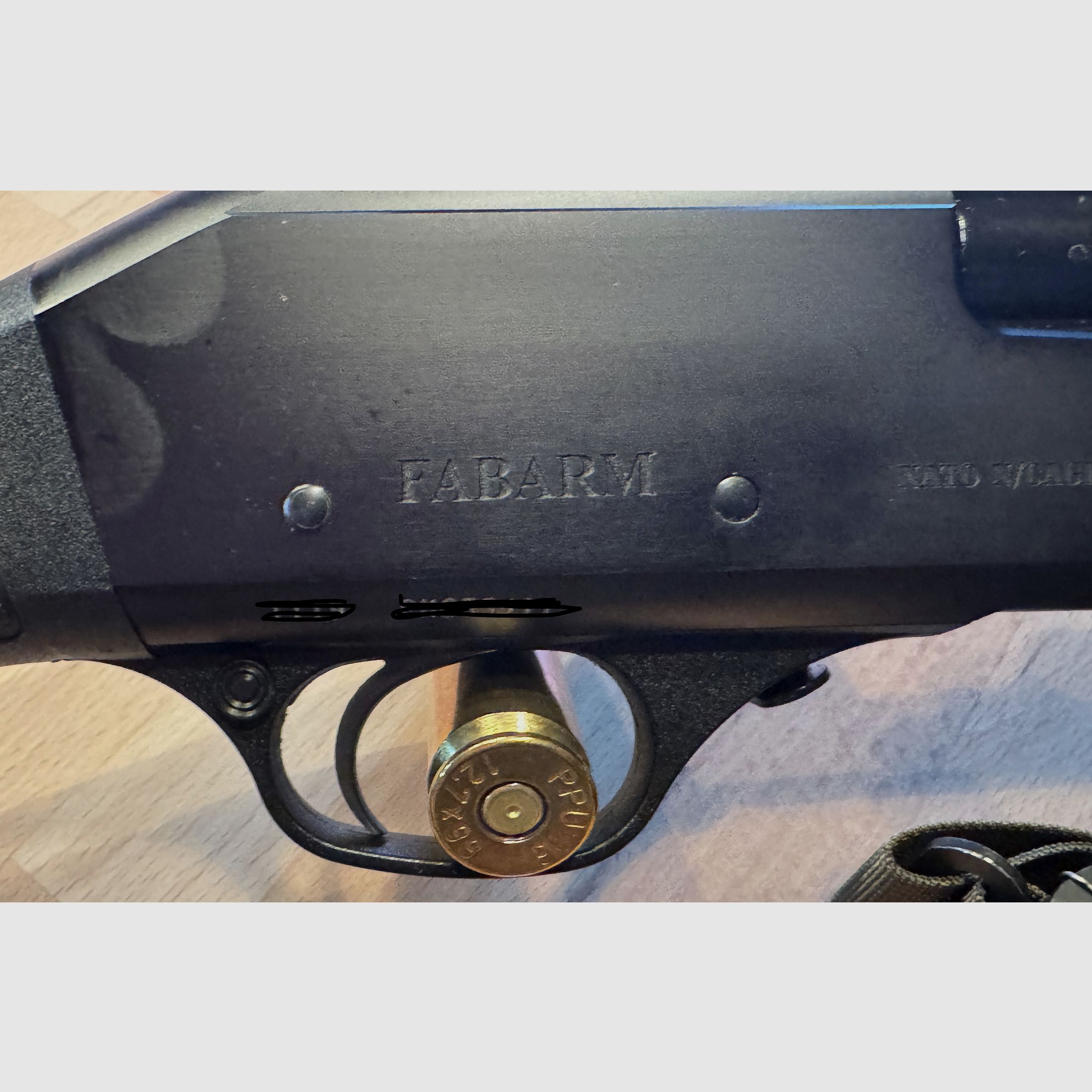 Fabarm / SDASS tactical-12/76, mit Leuchtpunktvisier. Gebraucht