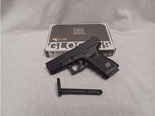 Glock 19 Gen3 / 4,5 mm BB / CO2 / Pistole / OVP (41)