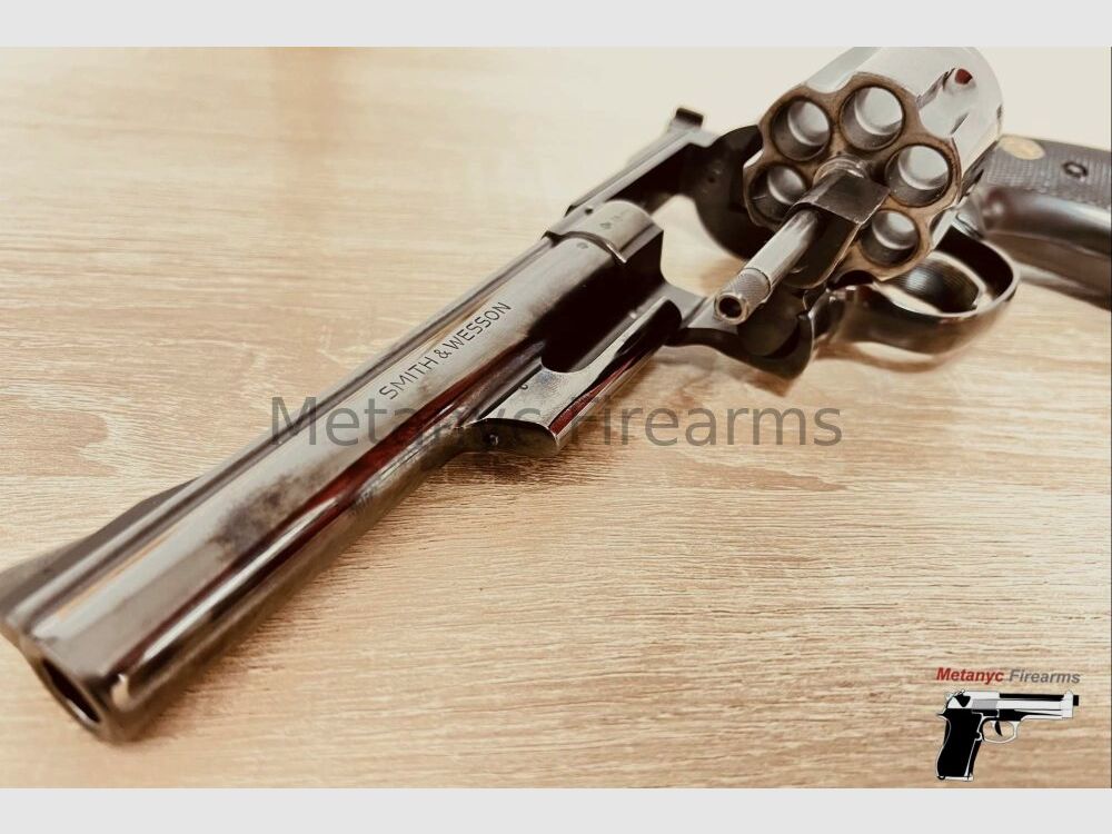 Smith & Wesson 29-2 .44RemMag