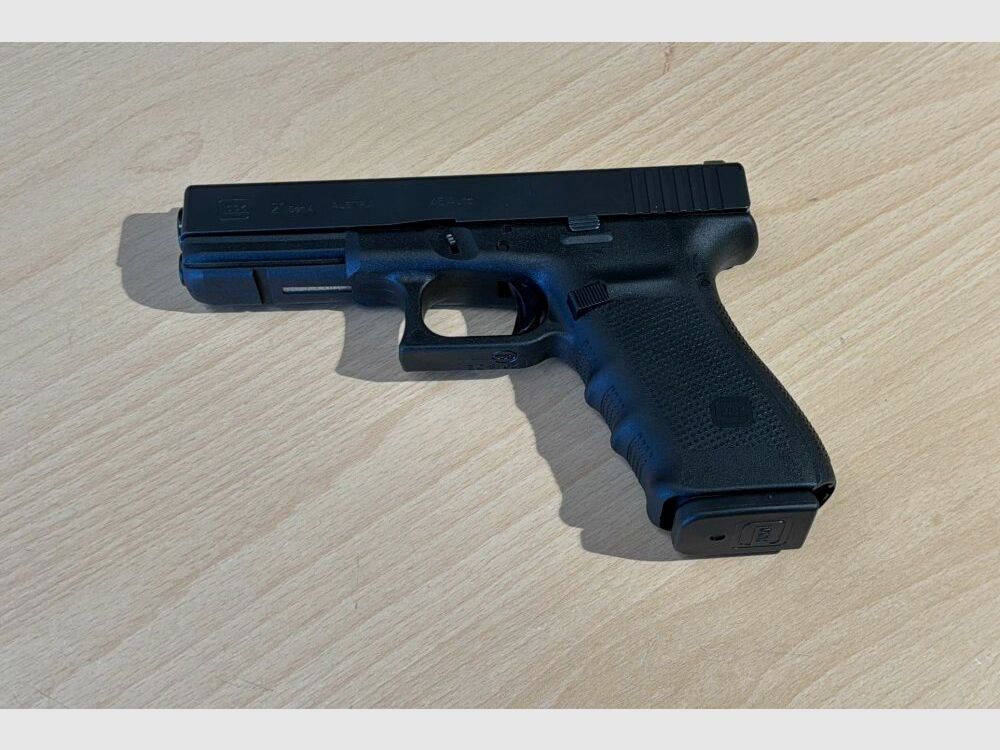 Glock 21 Gen 4	 .45Auto