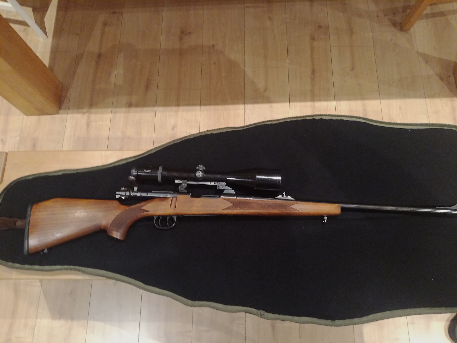 Voere Repetierbüchse Mauser 98 – .30-06 – Deutscher Stecher – Swarovski Habicht 3–12×56