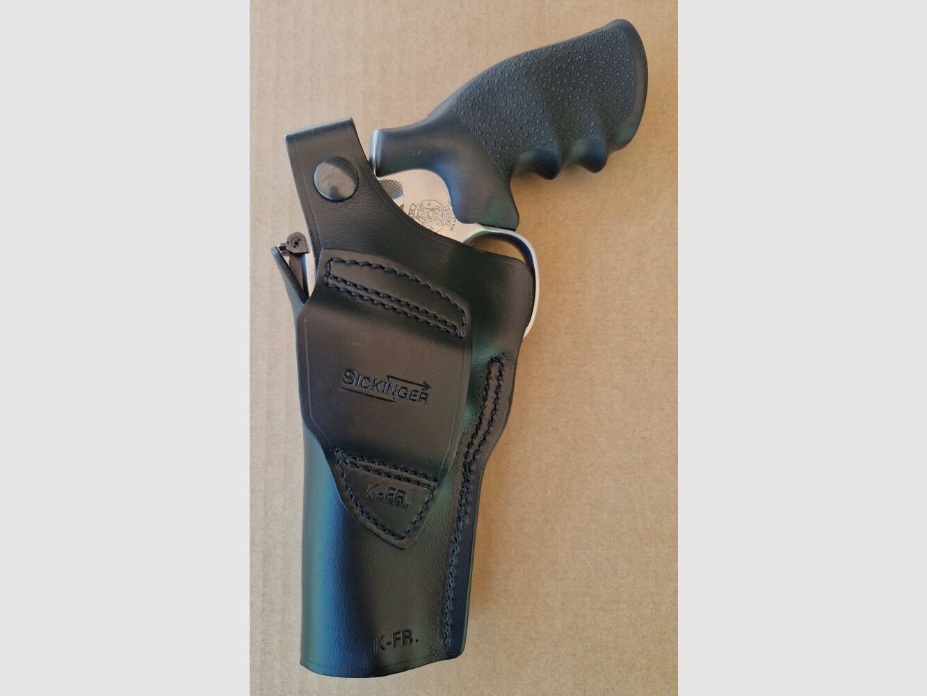 Smith & Wesson Mod. 686-3 with holster