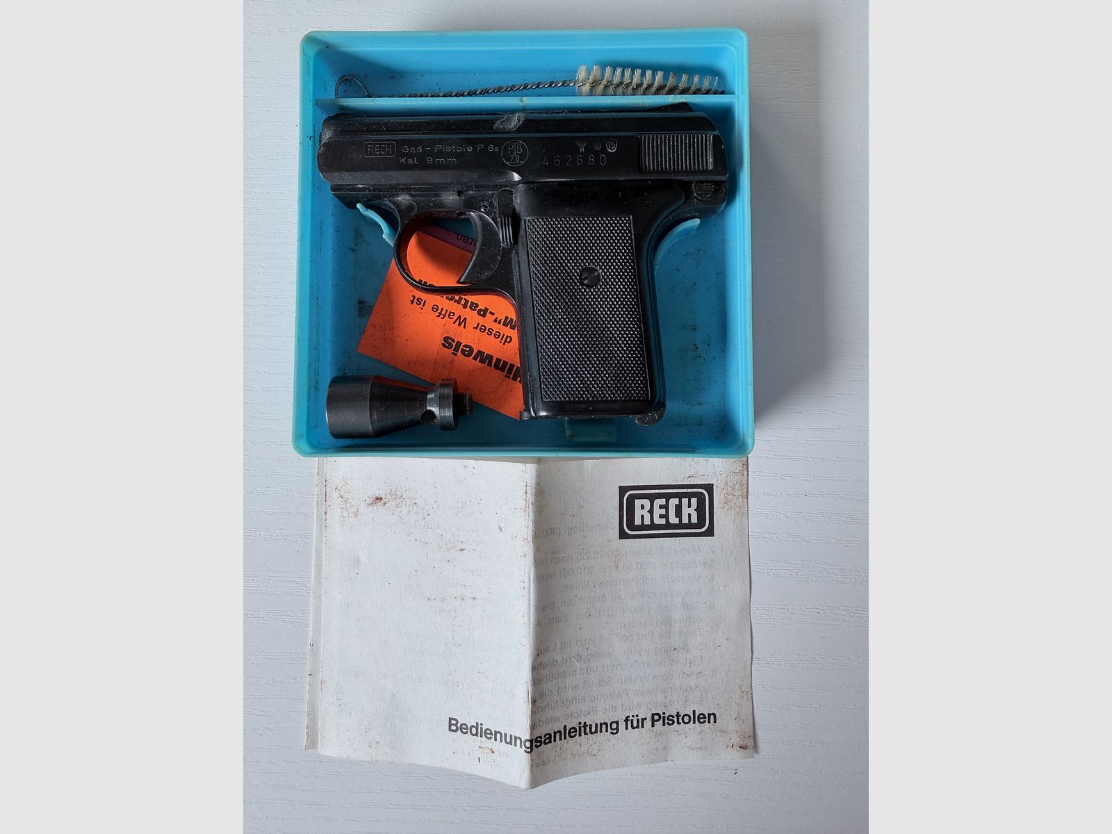 Reck P 6 S 8mm Knall- und Gaspistole mit Abschussbecher in OVP Sammlerstück