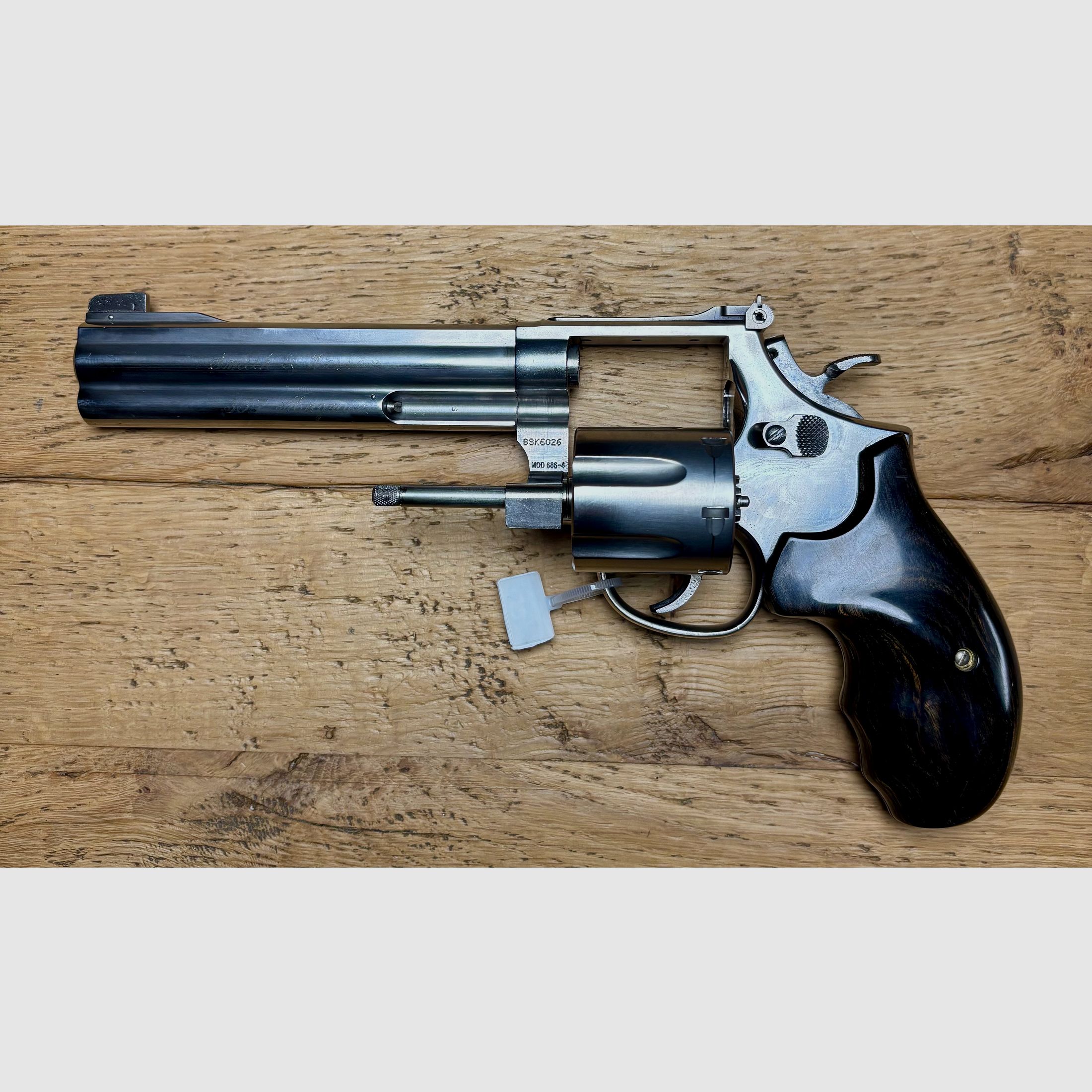 Smith & Wesson Revolver 686 Target Champion  /  Inclusief sportgrippanelen en verbeterde trekker