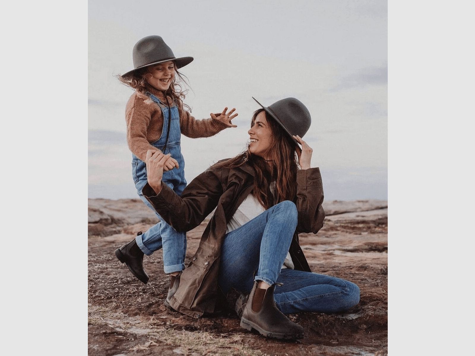 Blundstones model 500 & 510, image 9 of 10
