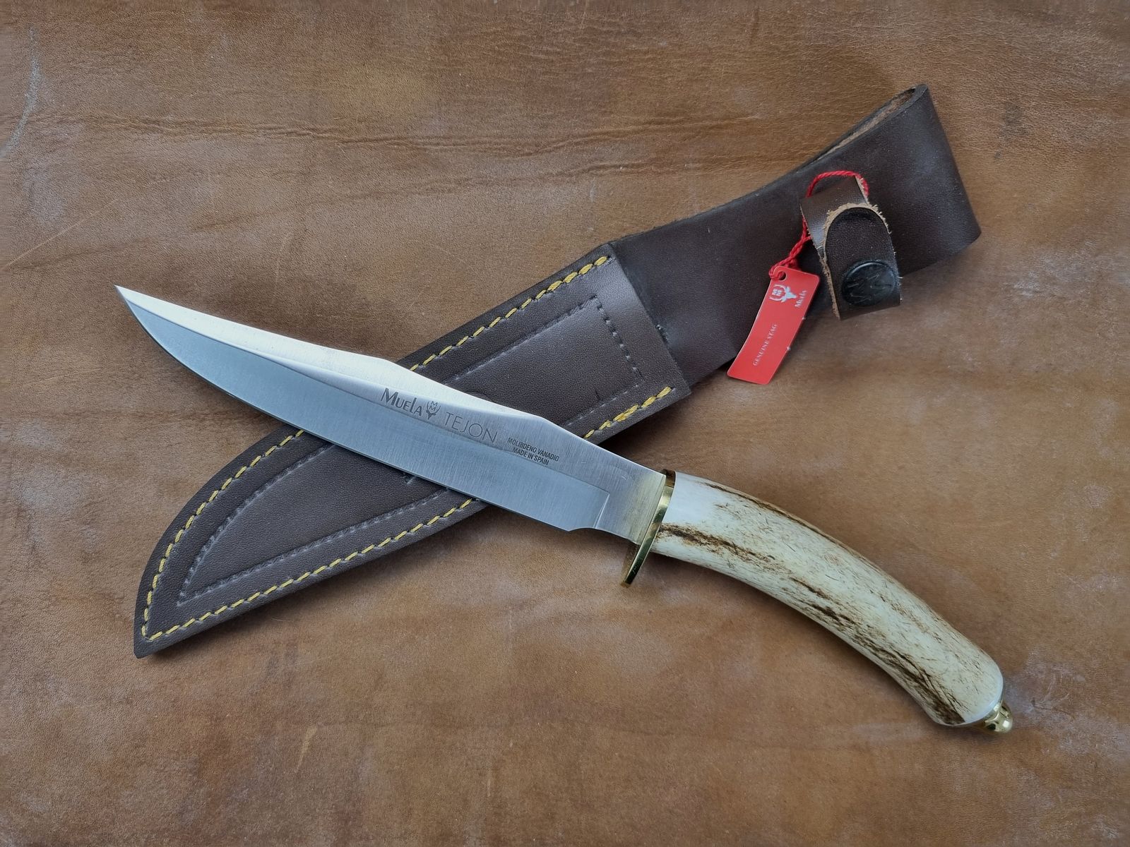 Muela Tejon, hertshorn met hoogwaardige leren schede (lichte handgreep)