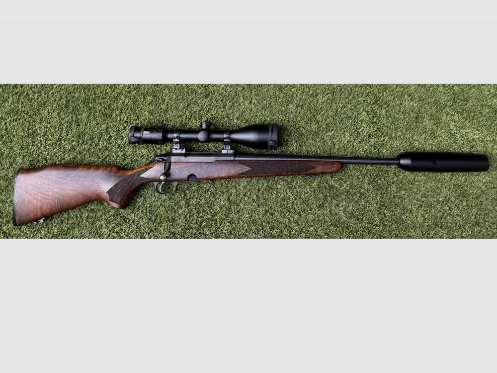 Tikka 590 mit ZF und Schalldämpfer .308Win