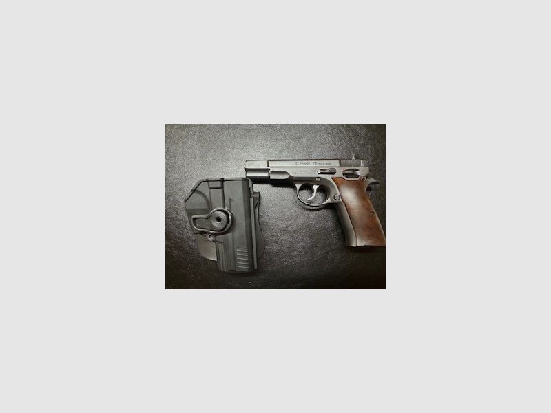 Brünner CZ Kadet 75 pistol with interchangeable barrel .22lr and a lot of accessories