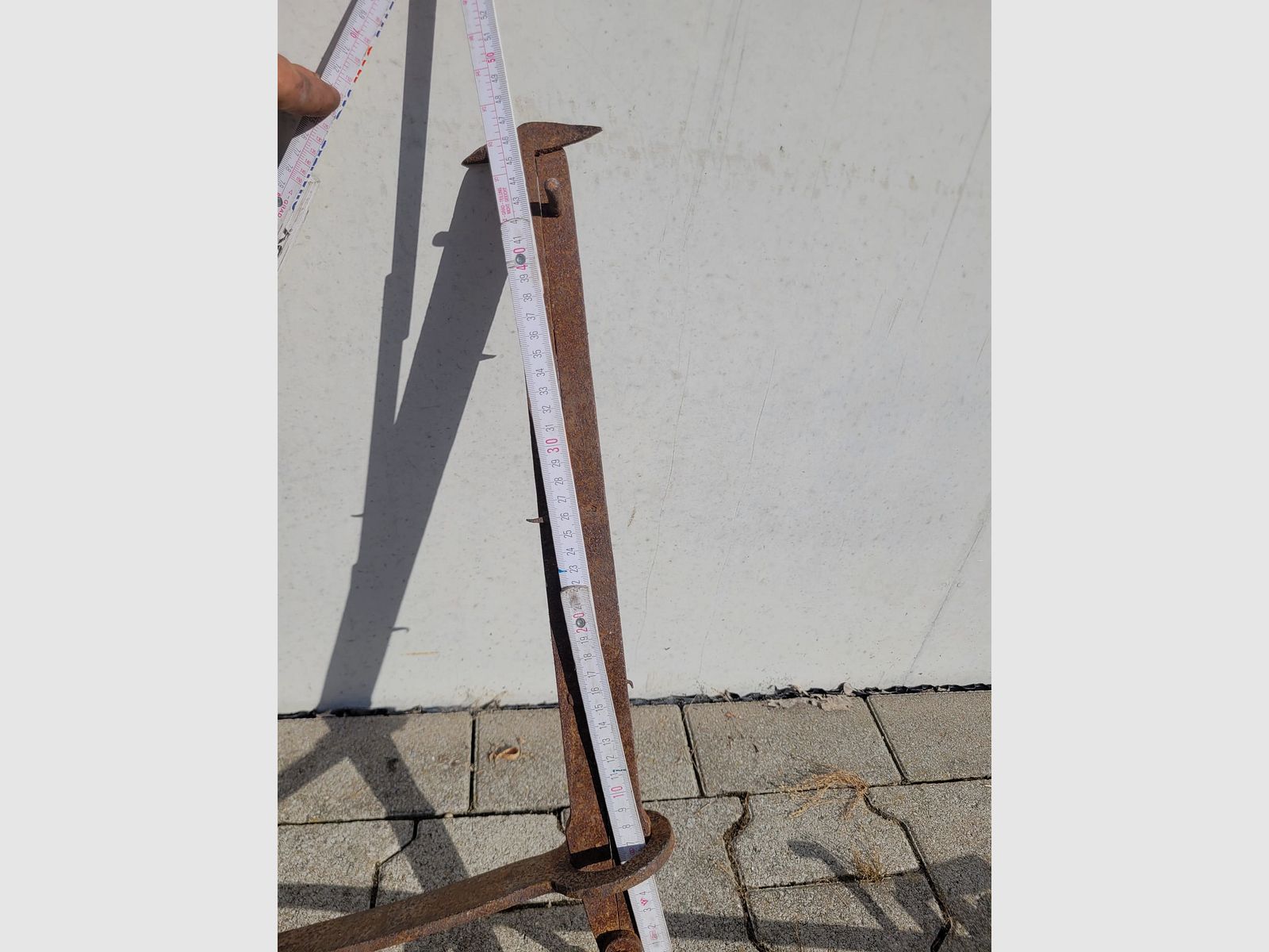 Vangijzeren decoratie berenval 95cm, zeldzame vorm, afbeelding 4 van 6