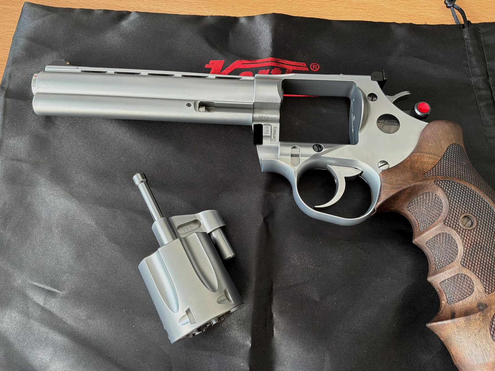 Korth Revolver Classic Cal.357 Mag 6 Zoll Silber