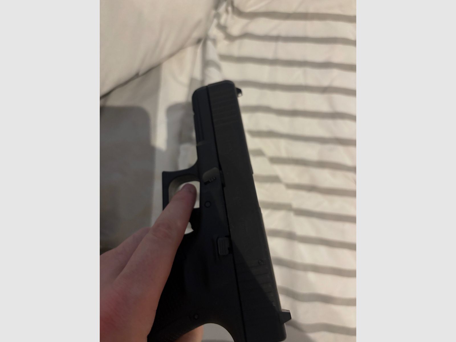 Glock 17 Gen 5 PAK – Fast neuwertig | Nur 1 Schuss | inkl. Zubehör & Mun