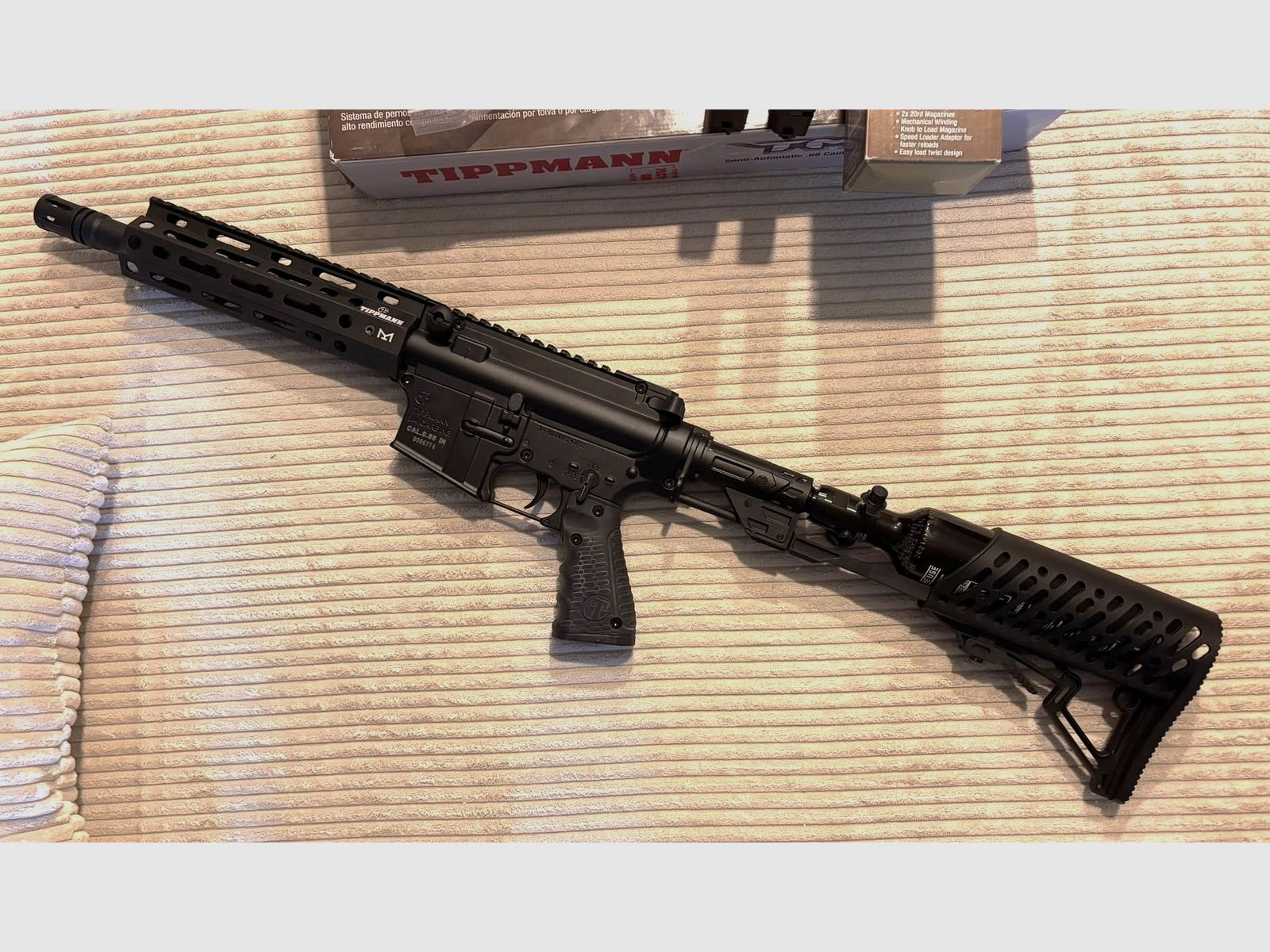Tippmann TMC Elite in .68 Top accessories