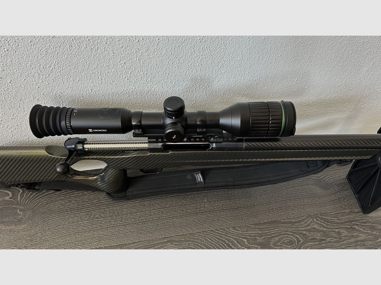 FBT Revolution für Tikka T3x Lite inklusive Schalldämpfer FBT INA OBS 32 sowie ATN X-Sight 4K Pro 5–20x Zielfernrohr