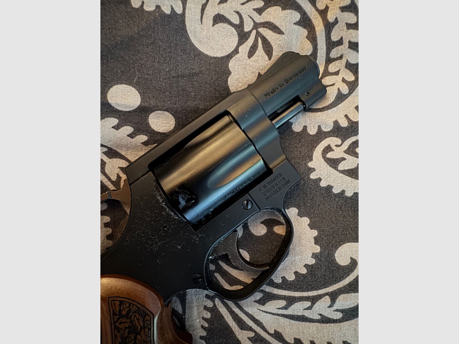Arminius HW 88 Super Airwaight Like New + Holster Accessories
