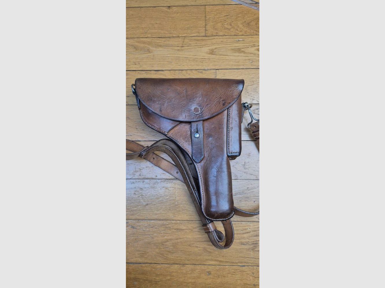 Très beau pistolet SIG P210-2 – Mythe du 9 para – Arme militaire du 4° contrat – Vers 1955/56 – Très beau bronzage – Fonctionnement et canon de rêve – 2 chargeurs supplémentaires et étui (la totale!) fournis en sus – État TBE++/TBE+++ !, image 26 sur 28