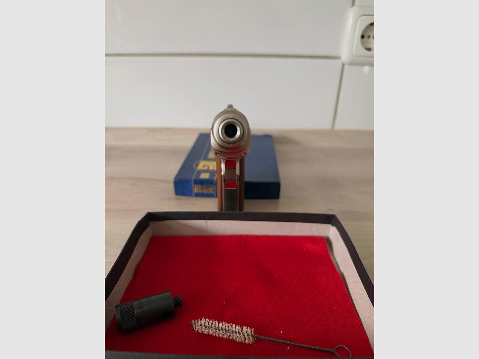 Röhm RG 800 8 mm K. Bang blank firing gas pistol OVP unfired