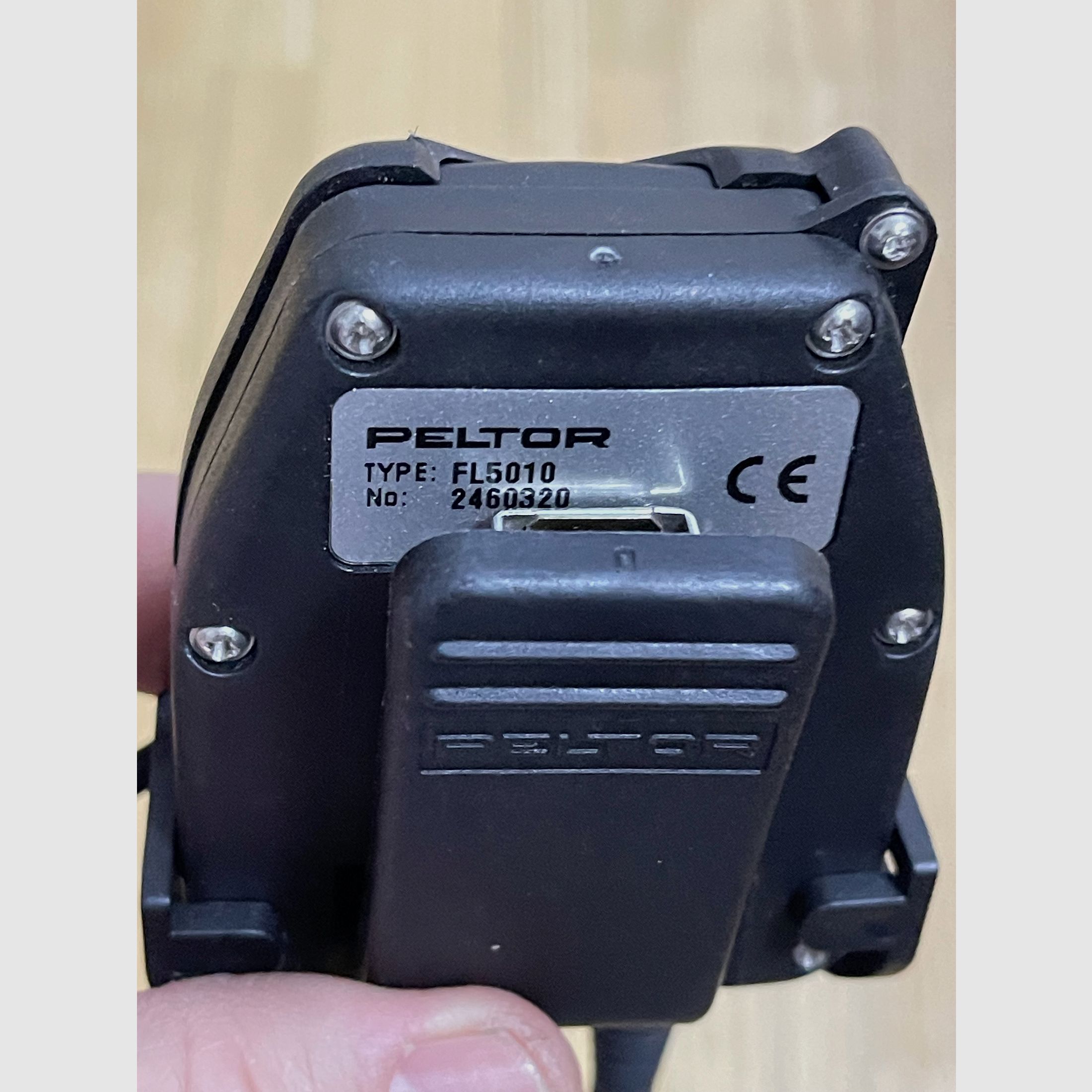 PELTOR Comtac V XPI Full Set (Nagelneu)