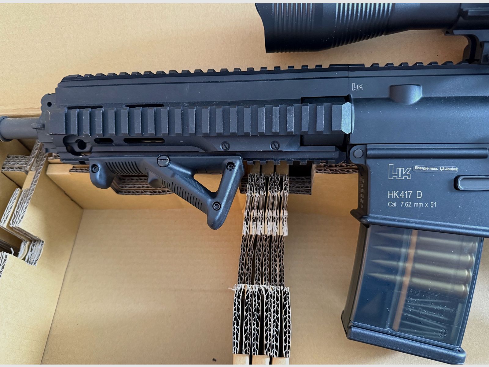 VFC Heckler & Koch HK471D S-AEG inkl. 4-12x50 Zielfernrohr beleuchtet Entfernungsmesser