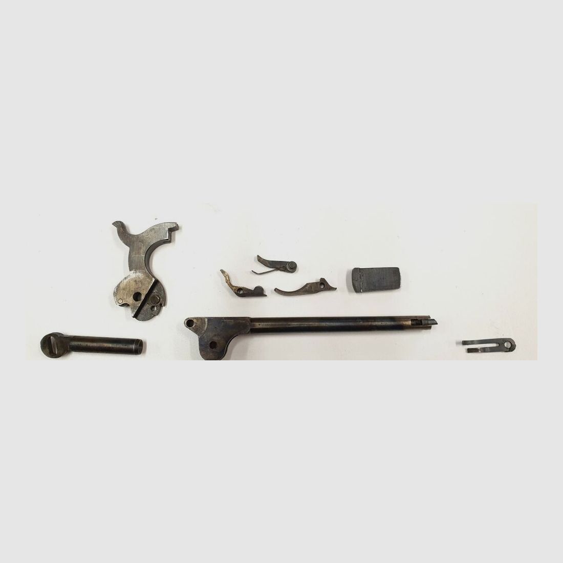 // Teilesatz/Parts-Kit/Ersatzteile-Set Revolver Navy Model Perkussionsrevolver