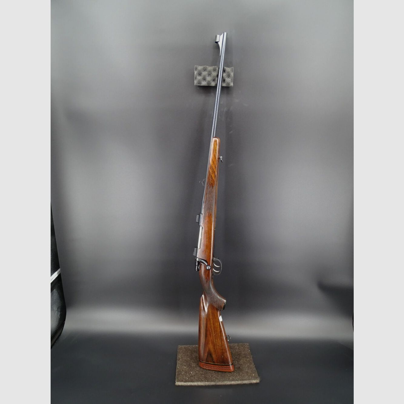 Flag Caliber .30-06 Springfield with MAK swivel mount