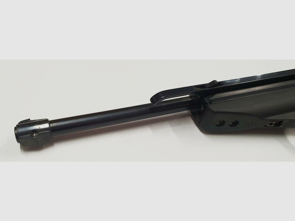 Feinwerkbau Feinwerkbau Mod. 65 4,5/.177 FWB 65 Mk. I , vierstellige Seriennummer, Federdruck / Seitenspanner