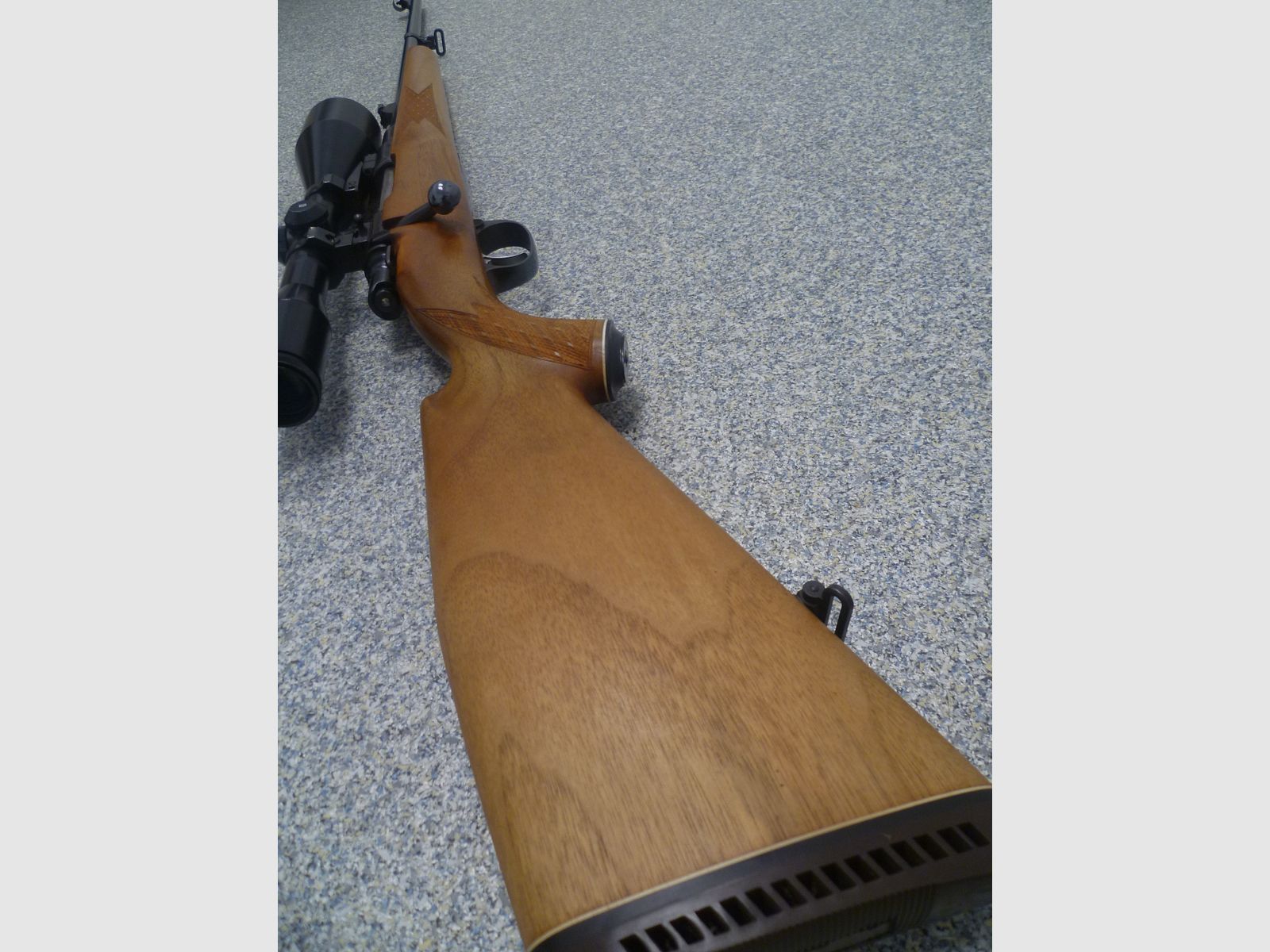 Rifle repetidora Zastava L83 .30-06 Spring.