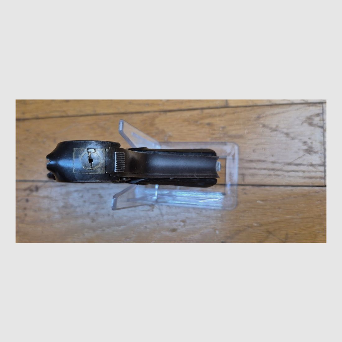 Sehr schöner Dreyse 1907 Pistol - Herstellung um 1915 für die deutsche Armee 1914-1918 - Kal. 7,65 Browning - 7 Schuss - Eines der Werke der Familie Schmeisser! - Schöne deutsche kaiserliche Stempel - Gute Mechanik und Ästhetik - Sehr guter Lauf - Reguläre österreichische Waffe und der Schweizer Garde des Papstes! - Eine der interessantesten 7,65 Browning - TBE/TBE+, Bild 10 von 20