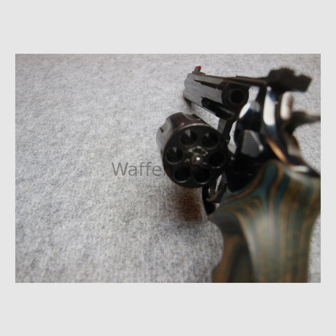 Smith & Wesson 586-4 Target Champion