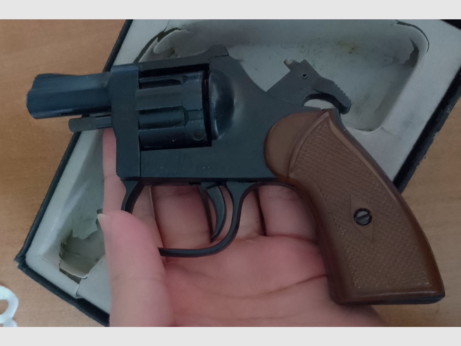 Cuno Melcher ME 86 w kal. 6 mm Knall z kielichem wystrzałowym!