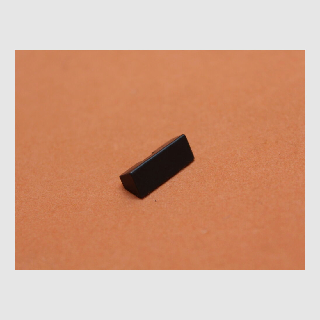 SIG Sauer SIG Sauer: Fixed rear sight (34225550) with contrast bar