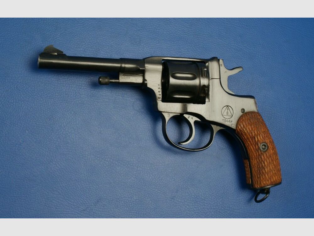 Nagant 1895/30	 7,62mmNagant