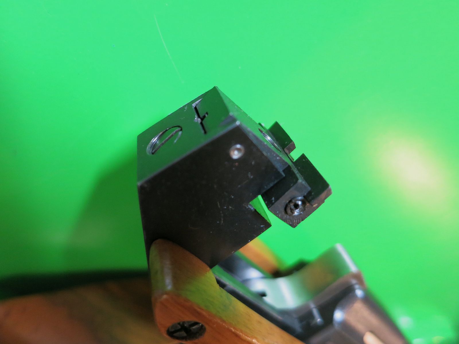 UNIQUE Modell "DES 69", Top Wettkampfwaffe, 22lr, Sportgriff verstellbar     #71-